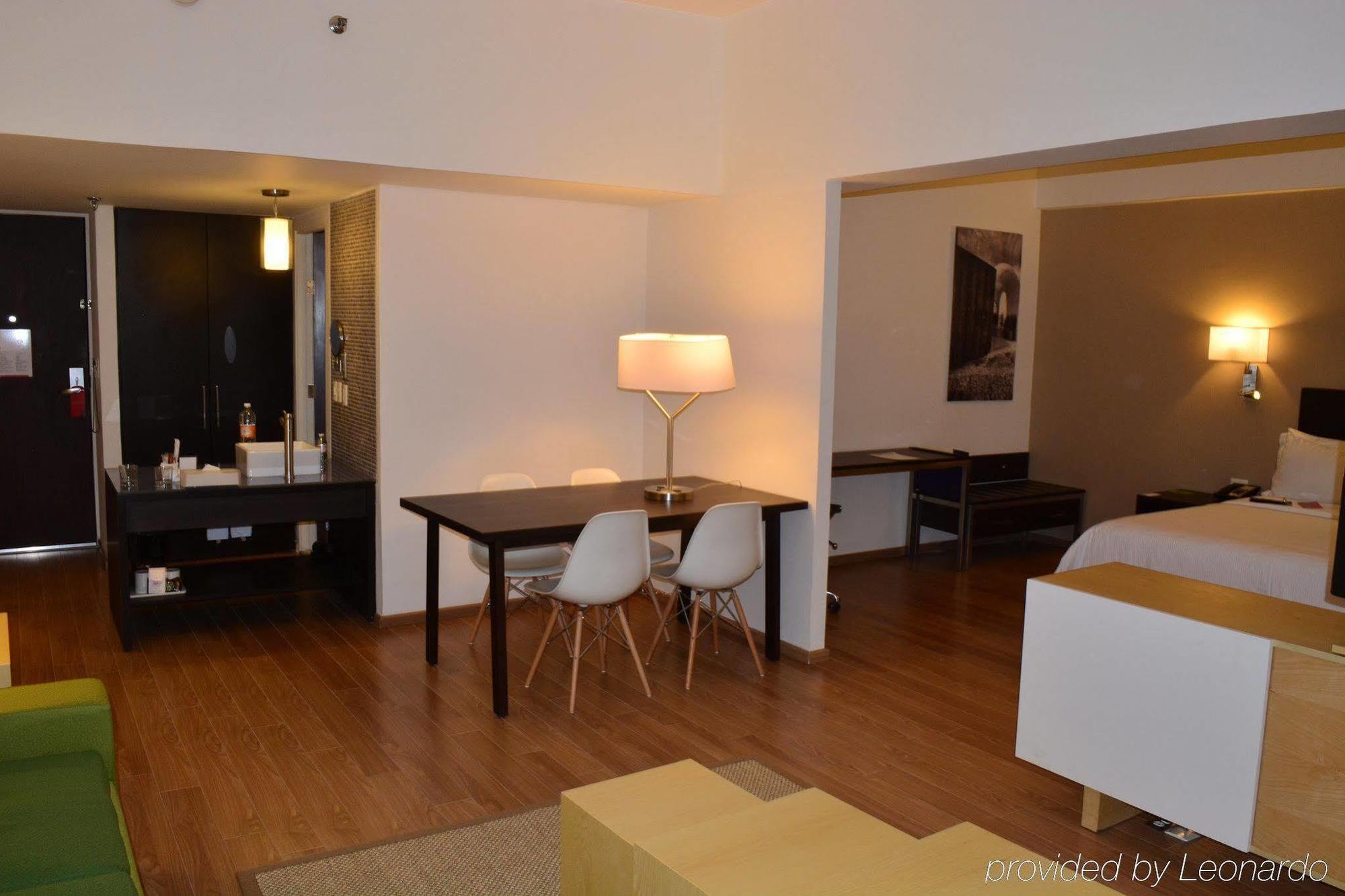 Fiesta Inn Tlalnepantla Tlalnepantla de Baz Kültér fotó