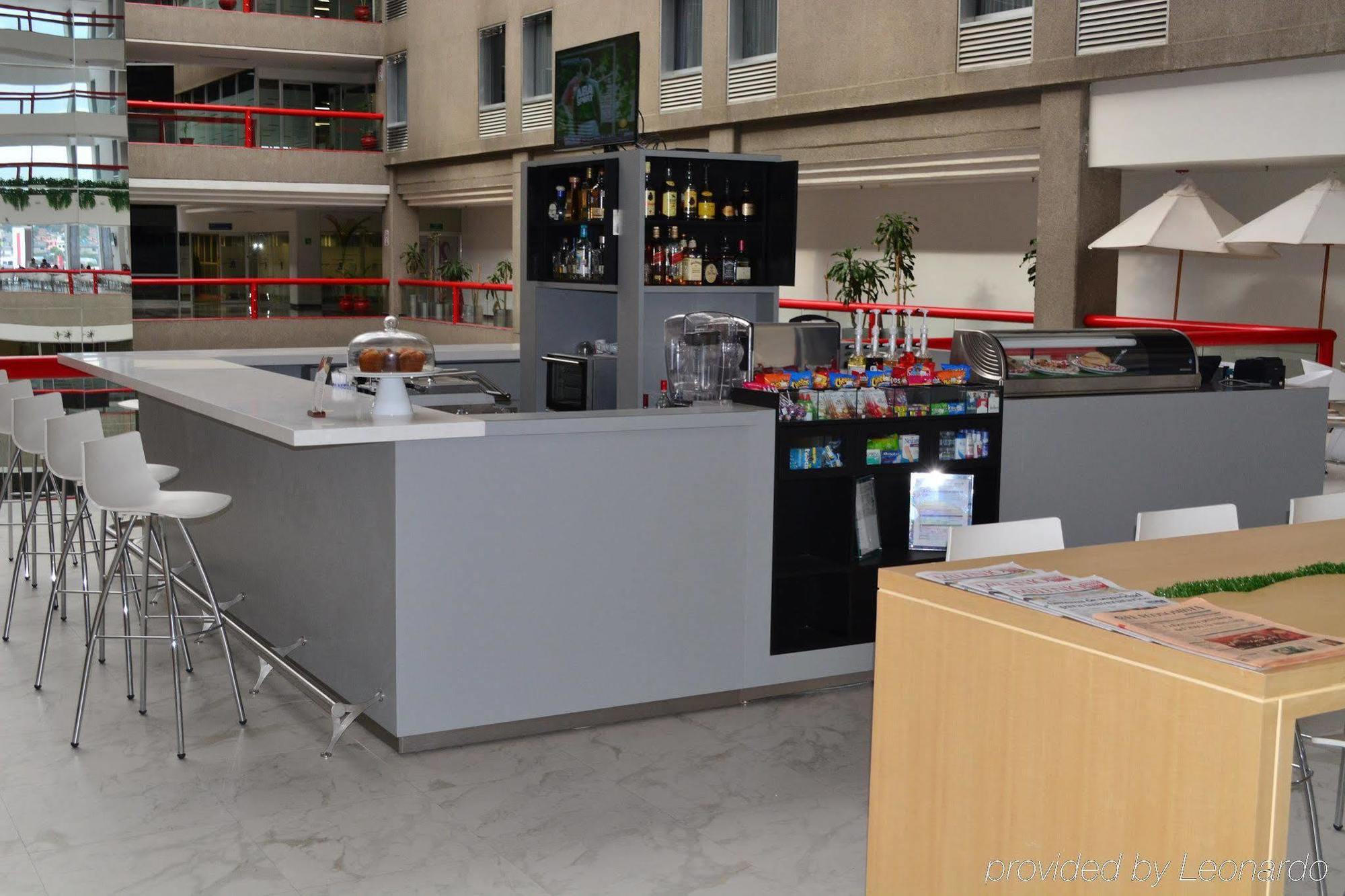 Fiesta Inn Tlalnepantla Tlalnepantla de Baz Kültér fotó